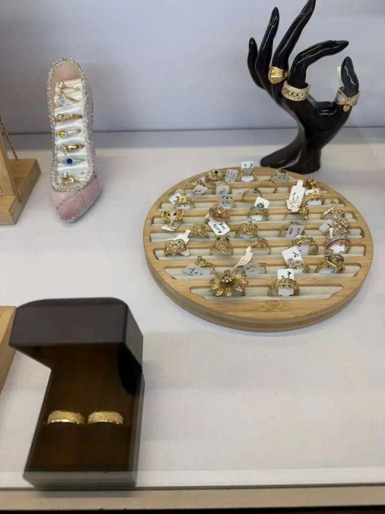 La Venezolana — en tienda